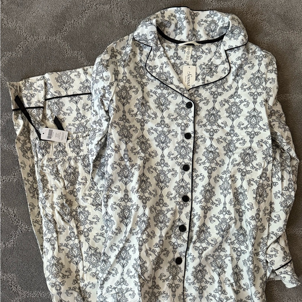 Soma Black and White Patterned Pajama Set